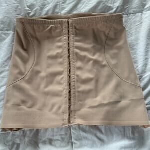 Naomi & Nicole Boned Nude Slip Resistant Womens Shape Wear Size Large